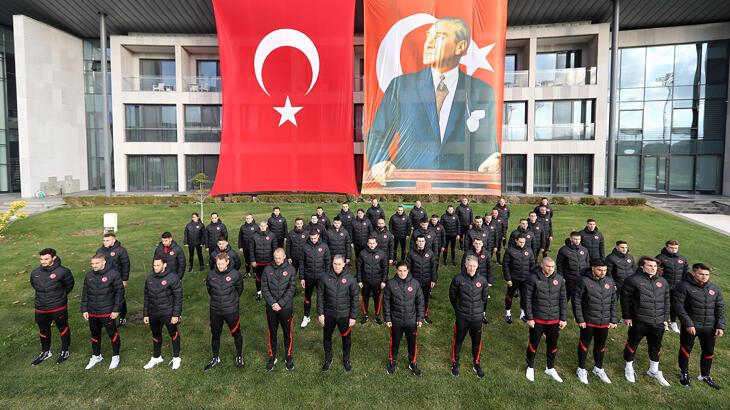A Milli Futbol Takımı, Büyük Önder Mustafa Kemal Atatürk’ü andı