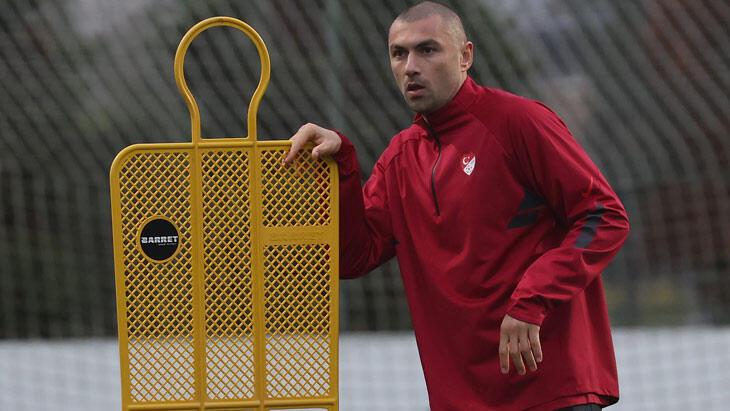 Burak Yılmaz’dan Lille’e transfer öfkesi!