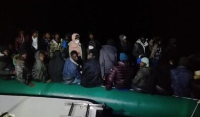 İzmir’de 64 düzensiz göçmen kurtarıldı