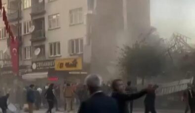 Son dakika: Malatya’daki bina böyle çöktü! Saniye saniye kaydedildi