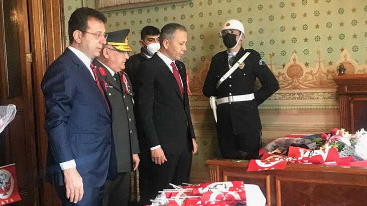 Vali Yerlikaya Atatürk’ün Dolmabahçe Sarayı’ndaki odasını ziyaret etti