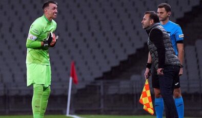 Muslera’nın derbi korkusu! Karagümrük maçında kenara gelip Okan Buruk’a resmen yalvardı