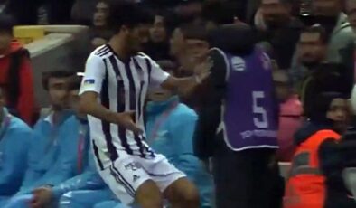 Beşiktaşlı futbolcunun top toplayıcı çocuğa yaptığı hareket ortalığı karıştırdı: Beni ayağına çağırdı