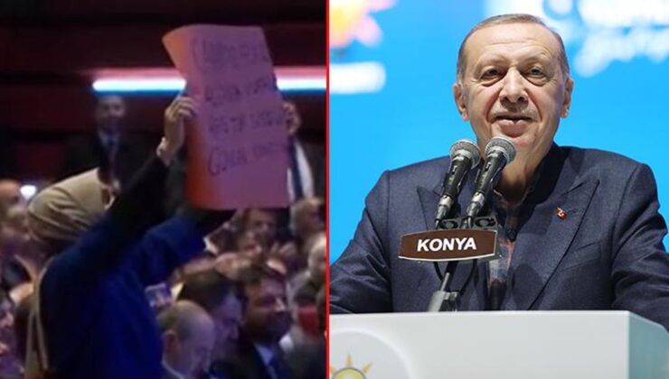 Cumhurbaşkanı Erdoğan açılan pankartı okudu, tüm salon coşkuya kapıldı