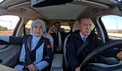 Cumhurbaşkanı Erdoğan Togg’u sürerken ki görüntülerini sosyal medya hesabından paylaştı