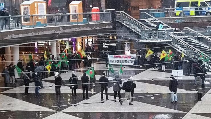 İsveç’te terör örgütü PKK/YPG yandaşları TSK’nın hava harekatını protesto etti