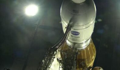 NASA’nın Orion uzay aracını taşıyan Artemis I başarıyla fırlatıldı