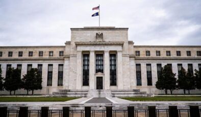 Son Dakika: ABD Merkez Bankası Fed, faizi son 15 yılın zirvesine çıkardı
