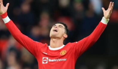 Son Dakika: Manchester United resmen açıkladı! Dünya Kupası’ndaki Ronaldo artık kulüpsüz