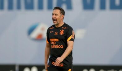 Vitor Pereira herkesi ters köşe yaptı! Yeni takımını Fenerbahçeliler çok yakından tanıyor