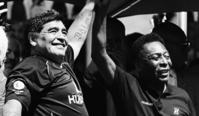 Hayata veda eden Pele ve Maradona’dan futbol şov! İkiliden geriye bu video kaldı