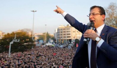 İsmi Cumhurbaşkanlığı adaylığı için geçen İmamoğlu, Kılıçdaroğlu’nu işaret etti: Adaydır
