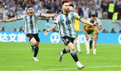 Messi attı, Arjantin turladı! Dünya Kupası’nda çeyrek final, müthiş bir maça sahne olacak