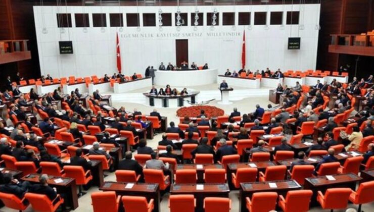 Son dakika: AK Parti başörtüsüyle ilgili anayasa değişikliği için harekete geçti! Düzenleme haftaya Meclis’e sunulacak