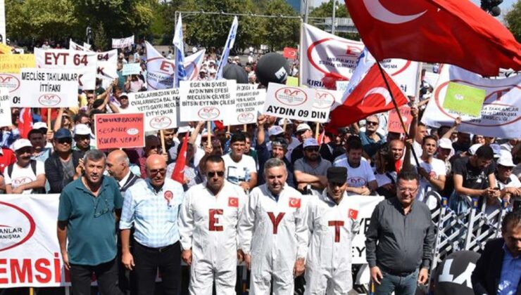 Son Dakika: Cumhurbaşkanı Erdoğan: EYT düzenlemesiyle ilk etapta 2 milyon 250 bin vatandaşımız emekli olacak