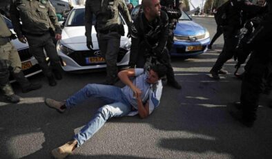 Aşırı sağcı İsrailli bakanlar destekçilerini yargı reformuna destek için sokağa çağırdı