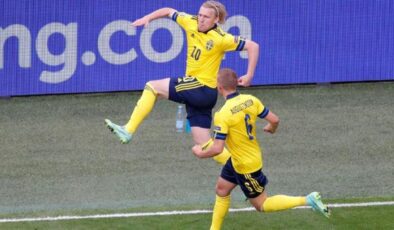 Azerbaycan’ı farka boğan İsveç, rakip kaleye gol oldu yağdı