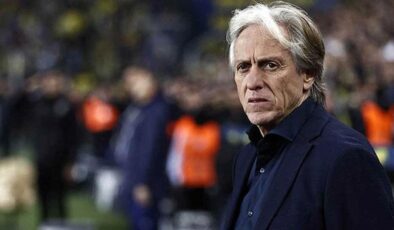 Eski futbolcu Cesar, Jorge Jesus ile Brezilya Milli Takımı hocalığı için görüştüğü iddialarını yalanladı