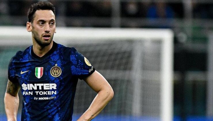 Hakan Çalhanoğlu, Inter ile olan sözleşmesini 2027 yılına kadar uzatıyor