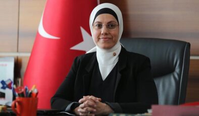 Merve Kavakcı, dış politika danışma kurulundaki görevinden alındı