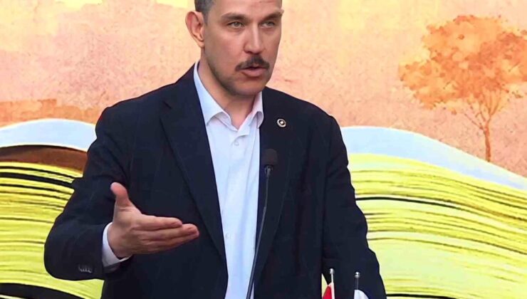 AK Parti Bursa Milletvekili Mustafa Esgin KKTC’den Türkiye muhaliflerine yüklendi
