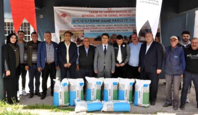 Bitlis’te 25 çiftçiye yüzde 75 hibeli kuru fasulye tohumu dağıtıldı