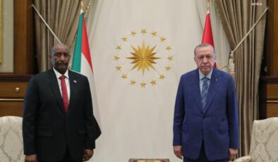 Cumhurbaşkanı Erdoğan, Sudan Egemenlik Kurulu Lideri ile Görüştü