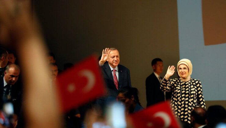 Cumhurbaşkanı Erdoğan’dan yurt dışındaki vatandaşlara davet: Sandıkları bir kere daha sahip çıkmanızı bekliyorum