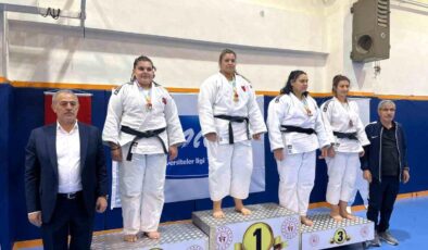 Düzce Üniversitesi Öğrencileri Judo Türkiye Şampiyonasında Gümüş Madalya Kazandı