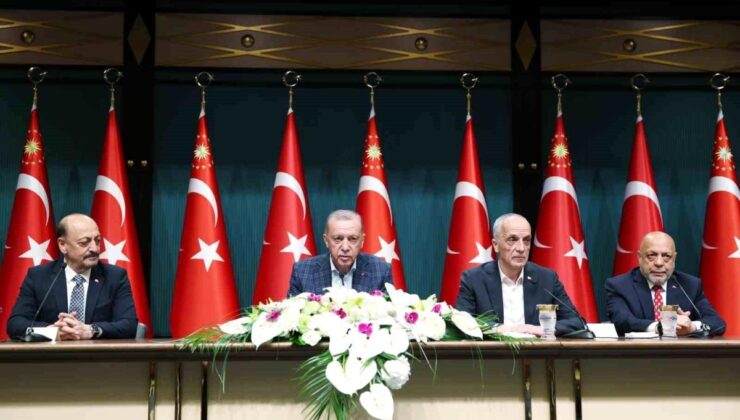 Erdoğan: Kamu personellerine yüzde 45 artırım yapıyoruz, en düşük fiyat 15 bin lira olacak