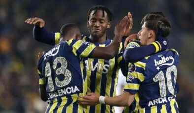 Fenerbahçe’nin golcüsü Valencia için bomba argüman ortaya atıldı! Dönem bitmeden İnternacional kulübüyle mukavele imzaladığına dair sav dolaşıyor