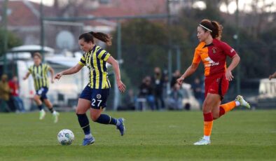 Turkcell Bayan Futbol Üstün Ligi Play-off Yarı Finalinde Derbi Heyecanı