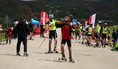 Türkiye Tekerlekli Kayak Şampiyonası Hakkari’de renkli imgelerle başladı