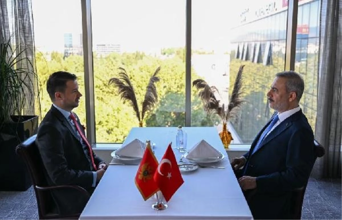 Dışişleri Bakanı Hakan Fidan, Karadağ Cumhurbaşkanı ile GDAÜ Tepesi için bir ortaya geldi