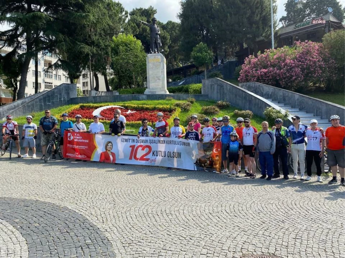 İzmit’in Kurtuluşu Bisiklet Cinsinde Kutlandı