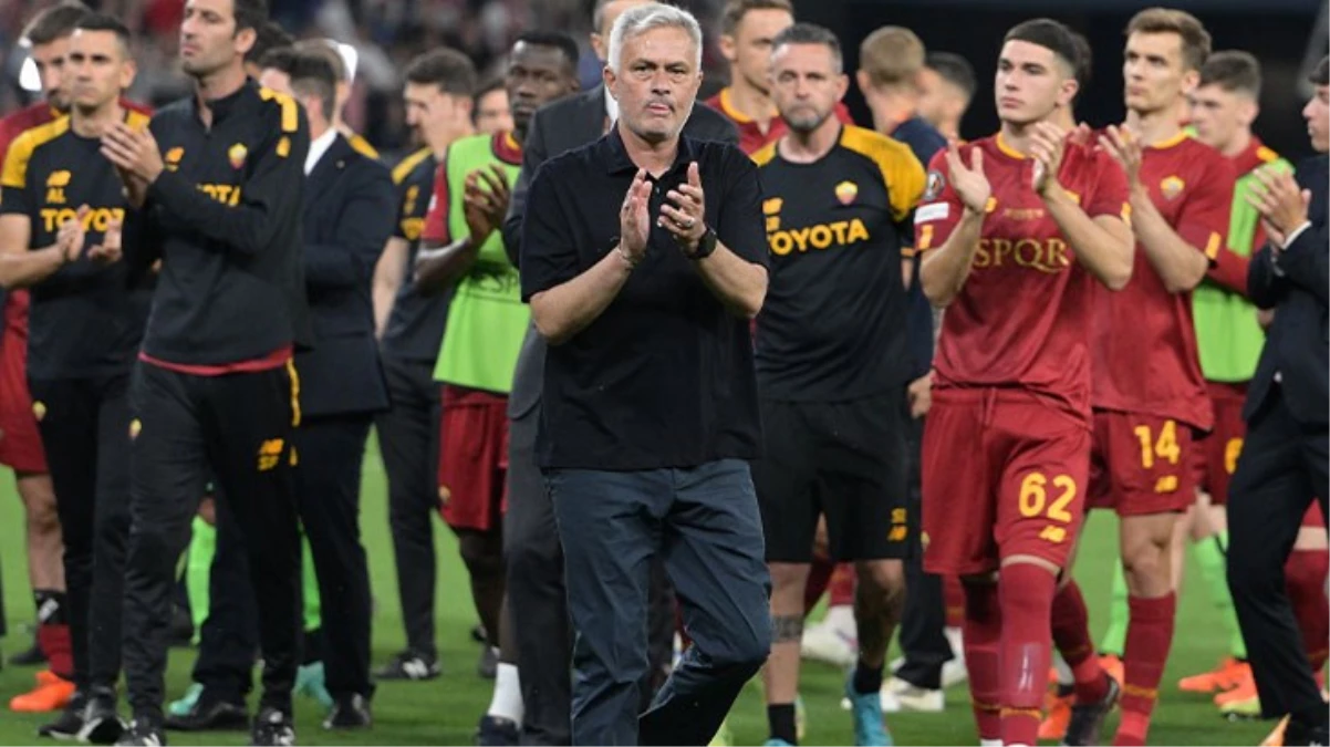 Kupayı Sevilla’ya kaptıran Jose Mourinho, mesleğinde birinci defa bir Avrupa kupası finalini kazanamadı