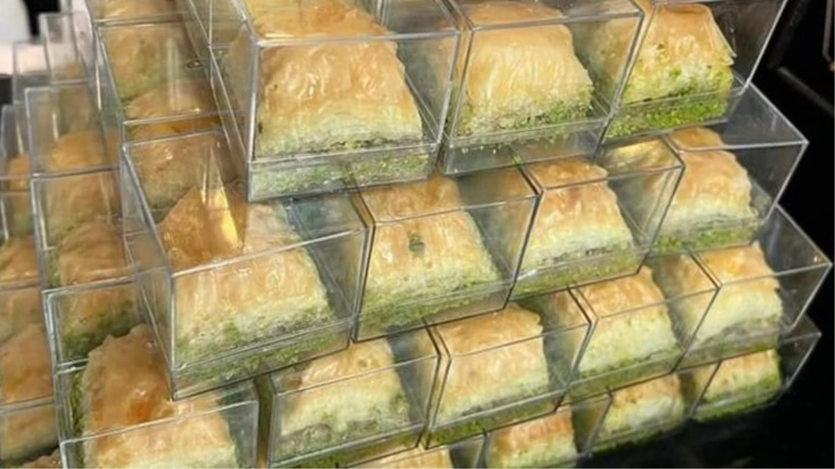 Pastaneler baklavayı kiloya değil, dilimle satmaya başladı! Fiyatı toplumsal medyanın lisanına düştü