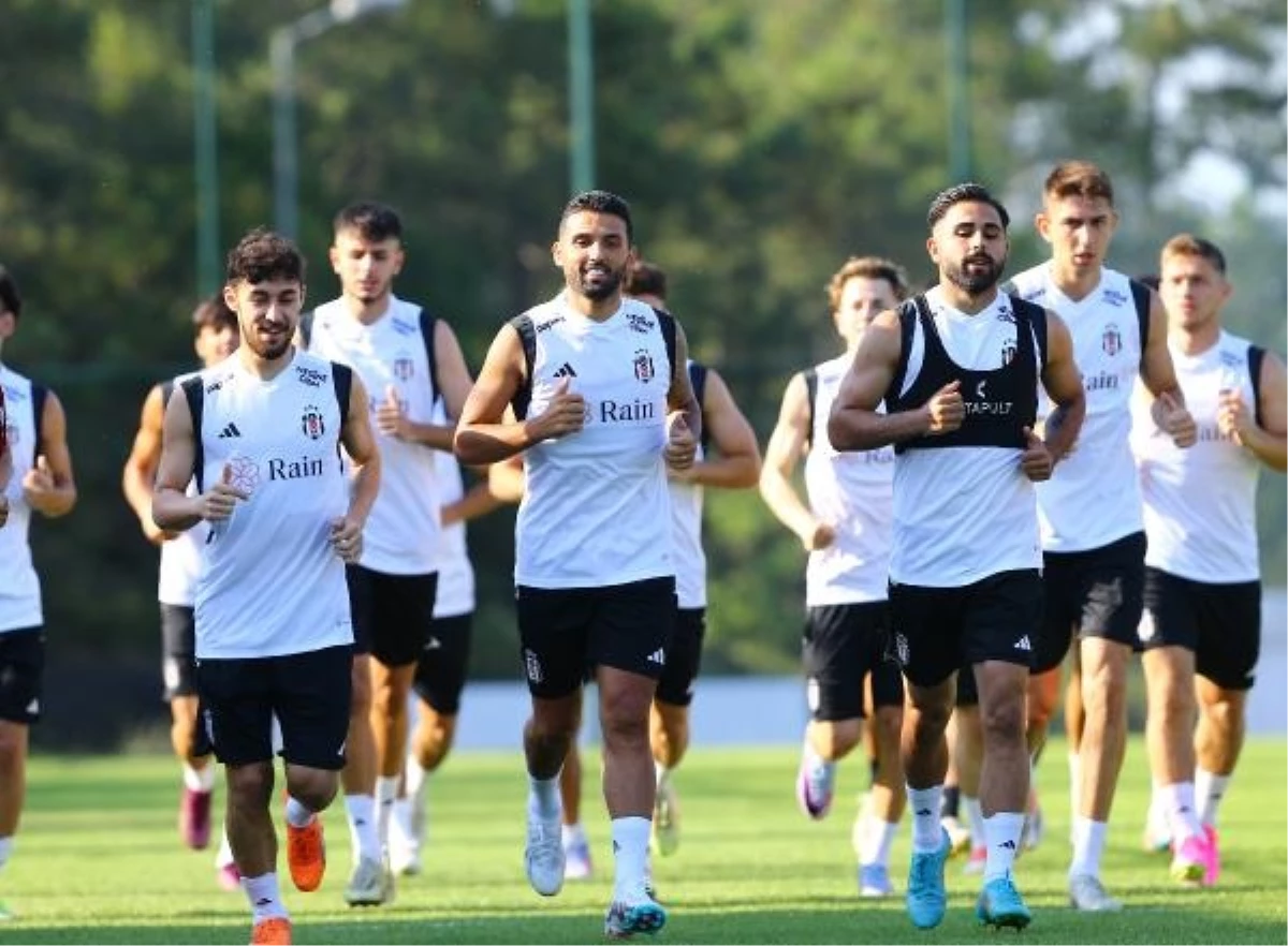 Beşiktaş yeni dönem hazırlıklarına devam ediyor
