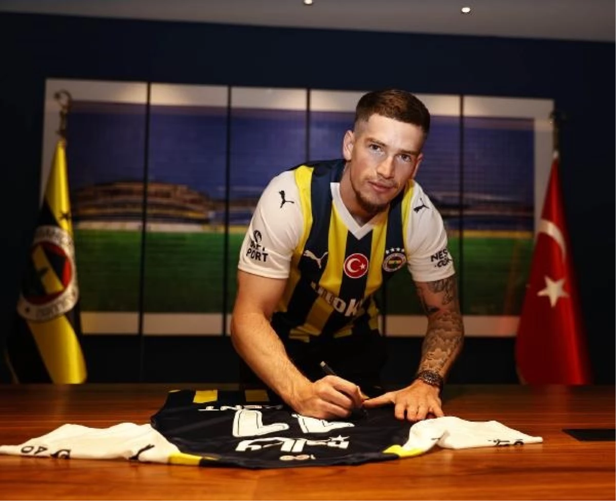 Fenerbahçe, Ryan Kent ile 4 yıllık mukavele imzaladı