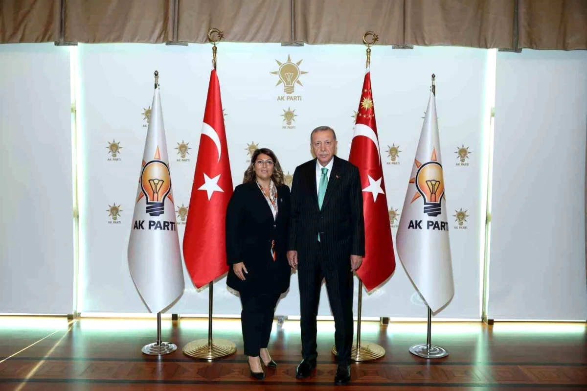 AK Parti Aydın Vilayet Bayan Kolları Başkanlığı’na Ebru Alp Kayır atandı