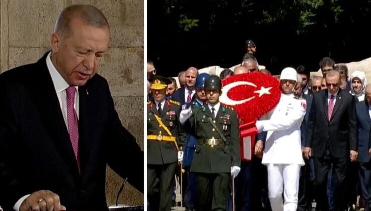 Devlet erkanı Ata’nın huzurunda! Anıtkabir Özel defterini imzalayan Erdoğan’dan ”Çalışmaya devam” iletisi