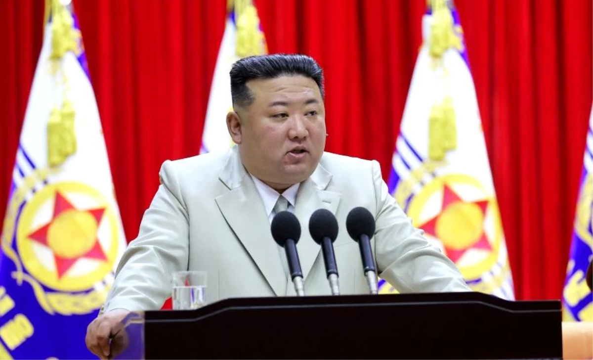 Kuzey Kore Başkanı Kim Jong Un, Deniz Kuvvetlerinin Nükleer Caydırıcılığının Bir Modülü Olacağını Söyledi