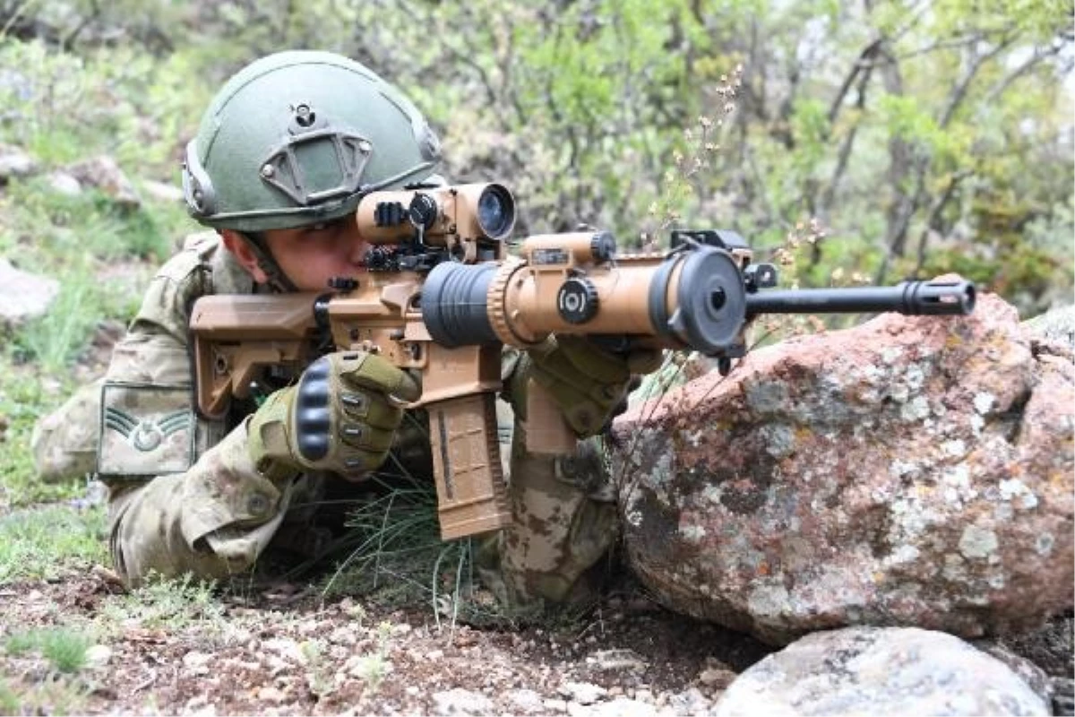 MSB: Fırat Kalkanı bölgesine akın hazırlığında olan 2 PKK/YPG’li terörist etkisiz hale getirildi