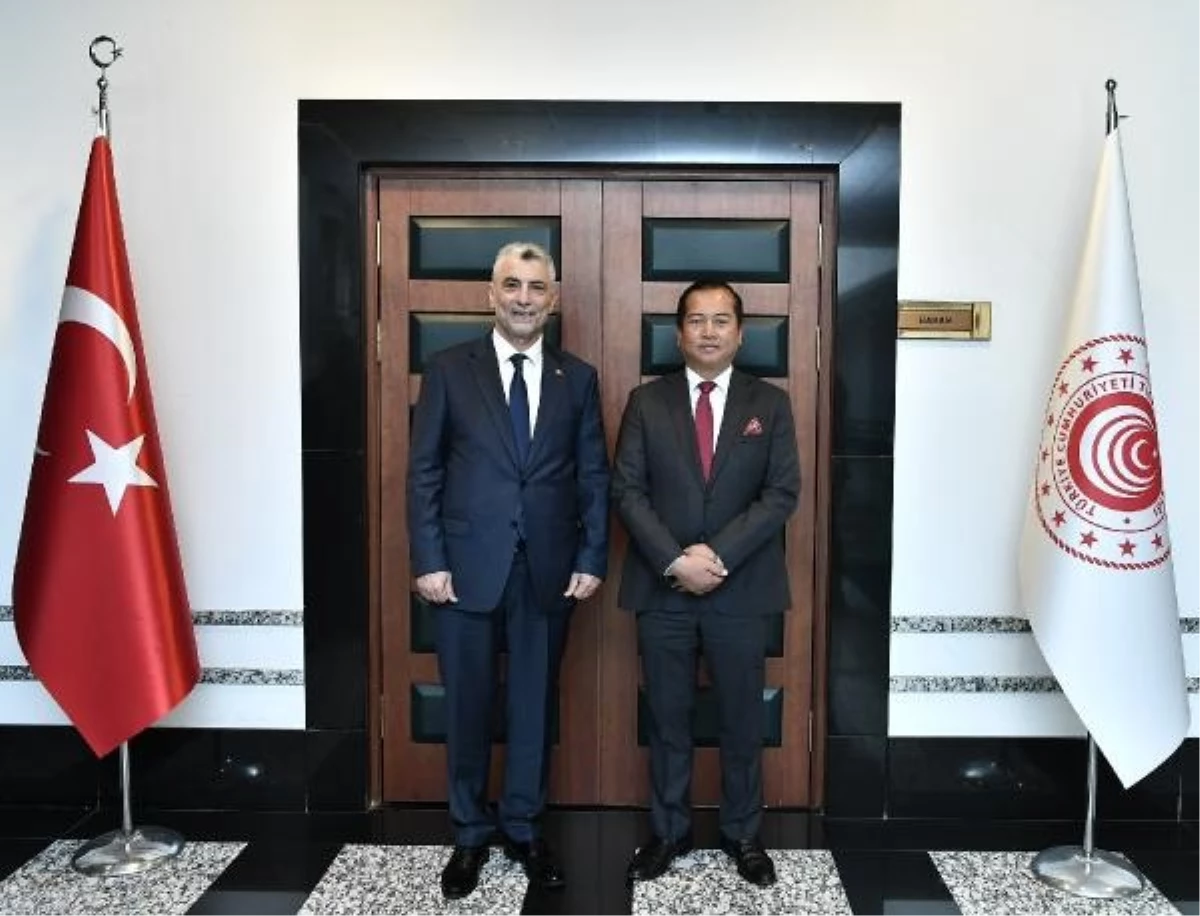 Ticaret Bakanı Ömer Bolat, Endonezya Büyükelçisi ile görüştü