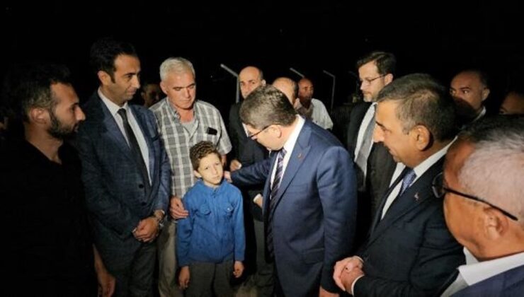 Adalet Bakanı Yılmaz Tunç, madencinin meskenine taziye ziyaretinde bulundu