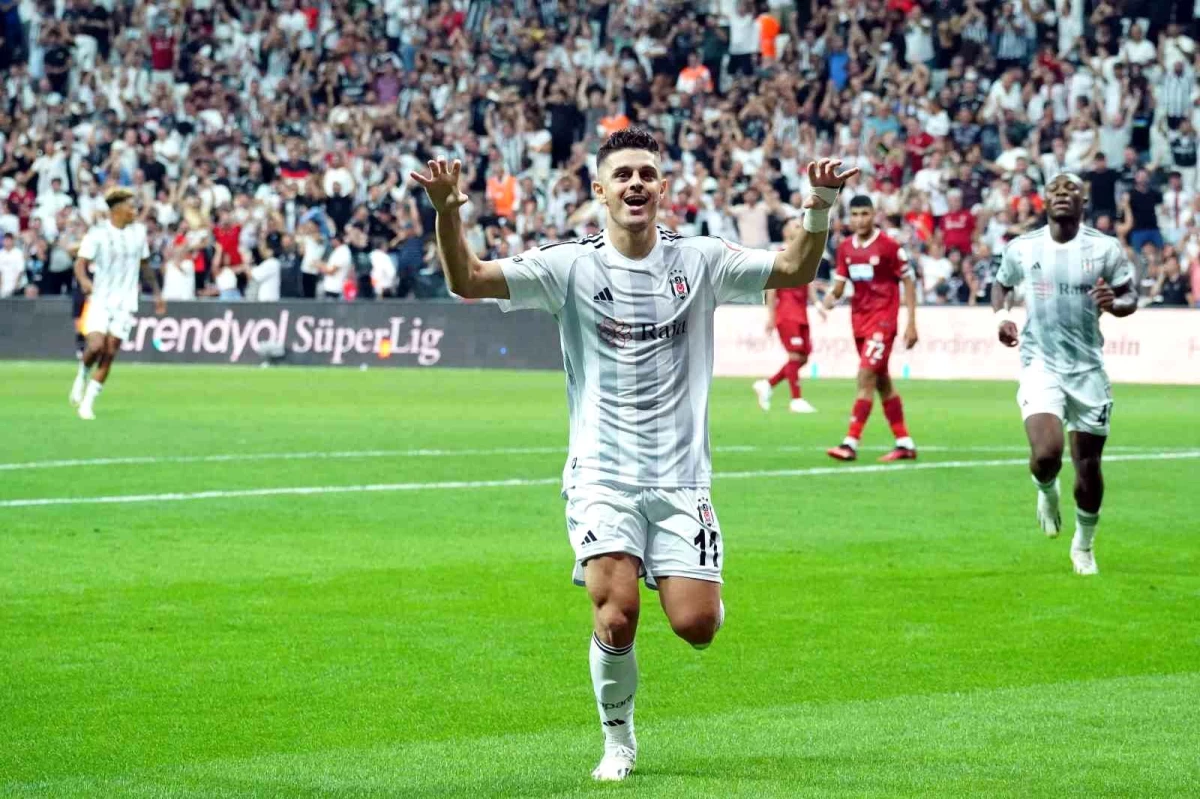 Beşiktaş’ın yeni transferi Milot Rashica, Muhteşem Lig’de birinci golünü attı