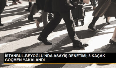 Beyoğlu’nda yapılan asayiş kontrolünde 8 kaçak göçmen yakalandı