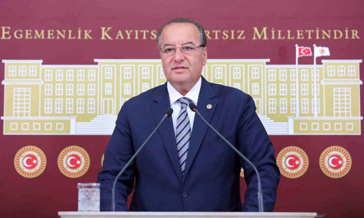 CHP Milletvekili Cevdet Akay, Karabük için birinci kanun teklifini verdi