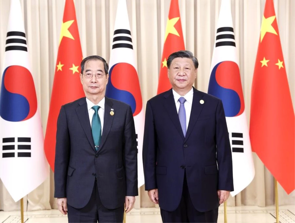 Çin Cumhurbaşkanı Xi Jinping, Güney Kore Başbakanı Han Duck-soo ile Görüştü