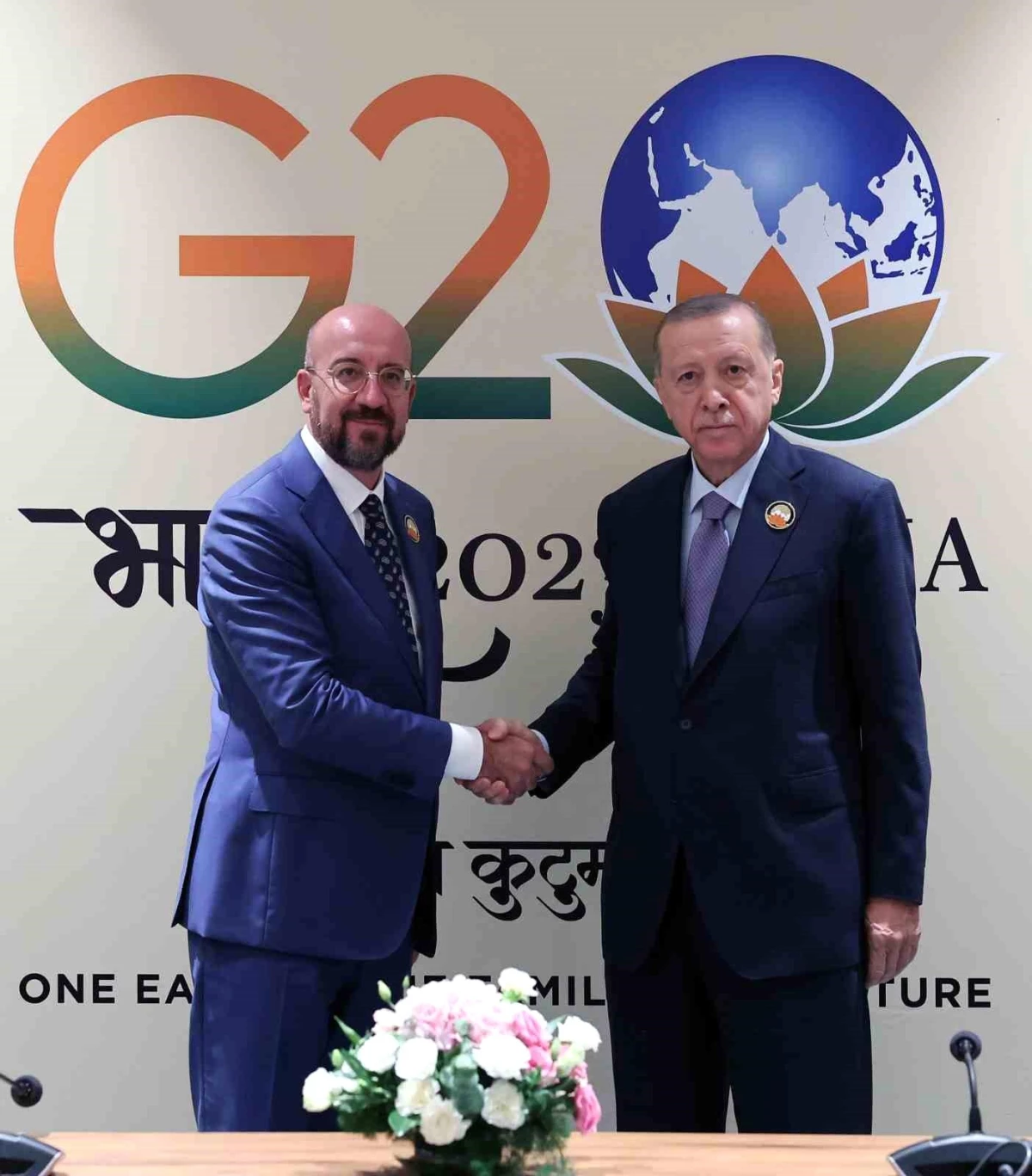 Cumhurbaşkanı Recep Tayyip Erdoğan, G20 Önderler Tepesi kapsamında Avrupa Birliği Kurulu Lideri Charles Michel ile bir ortaya geldi.
